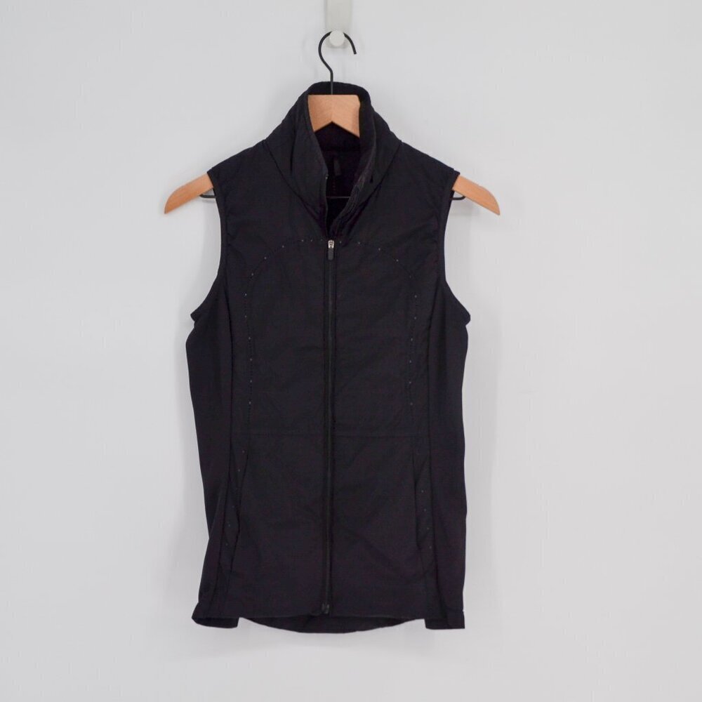 Lululemon Run For Cold Vest Black Women's 4 PrimaLoft Insulated Water Repellent